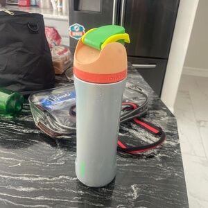 Owala FreeSip 24oz Stainless Steel Water Bottle - Rare Multi-Color Lid